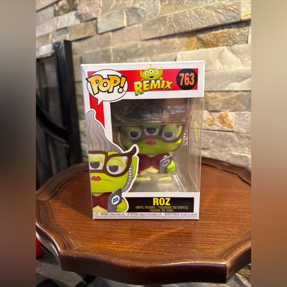 Roz Monsters Inc. Alien Remix Disney Funko pop Classic Funko Box#763 Roz Pixar - Picture 1 of 6